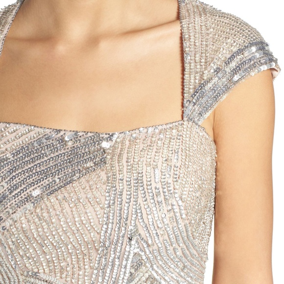 NEW Adrianna Papell‎ Embellished Cap-Sleeve Envelope Gown in Shell [ PETITE 8P ] - Picture 2 of 7